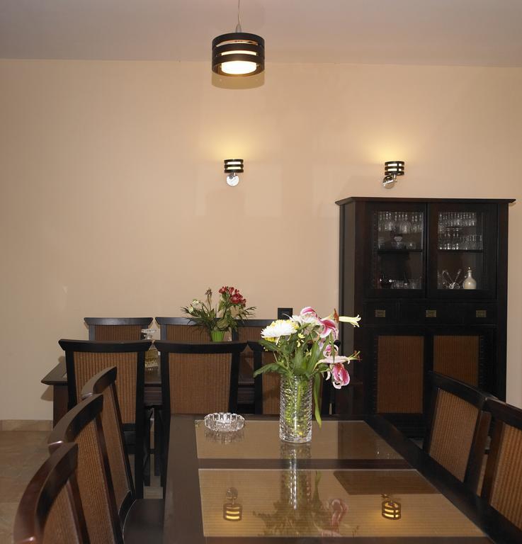 Vila Caviar Hotel Sulina Bagian luar foto
